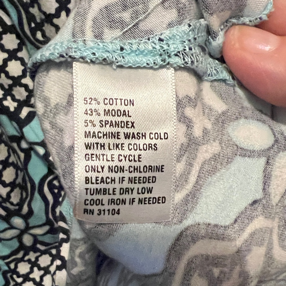 Crown & Ivy Black and Light Aqua Geometric Dress - Picture 4 of 8